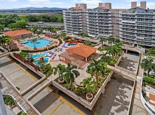1 Astralis Residences & Club Cond Diaz Way St #PENTHOUSE 1112, Carolina, PR 00979