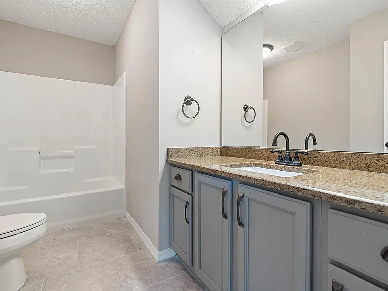 2033 Post Oak Ct — Photo 13
