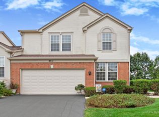2811 Waterfront Ave, Algonquin, IL 60102