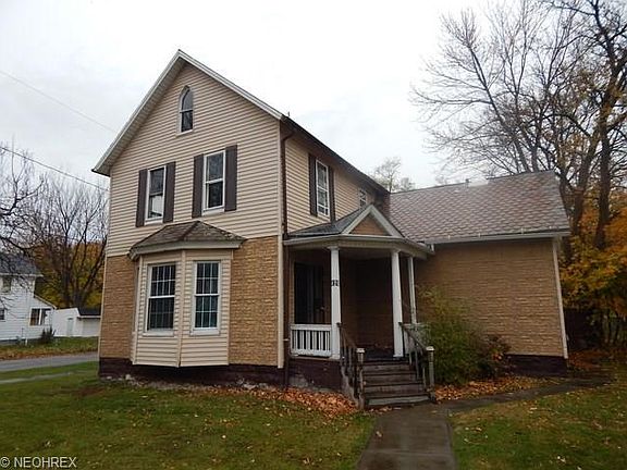 2nd image of 420 W 18th St