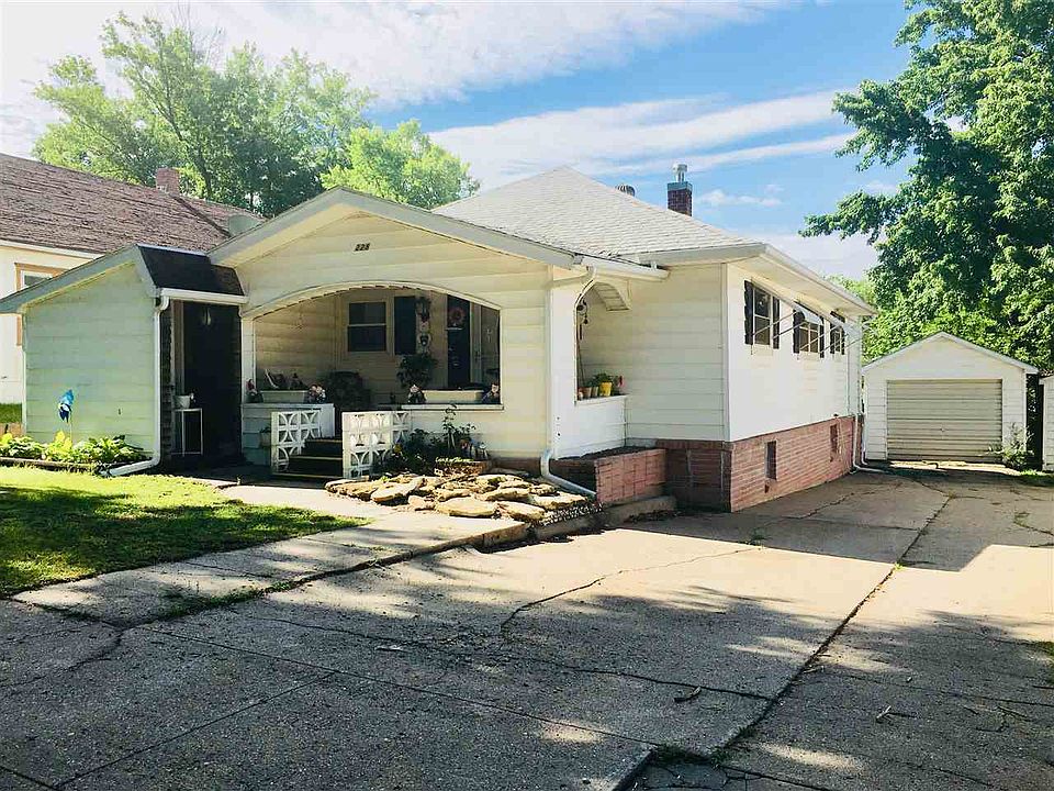 1st image of 1228 Lincoln Ave