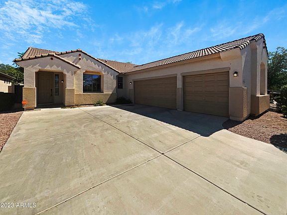 2nd image of 1431 E IAN Drive
