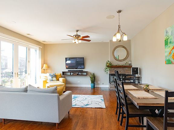 2nd image of 3952 W Eddy St #2NW