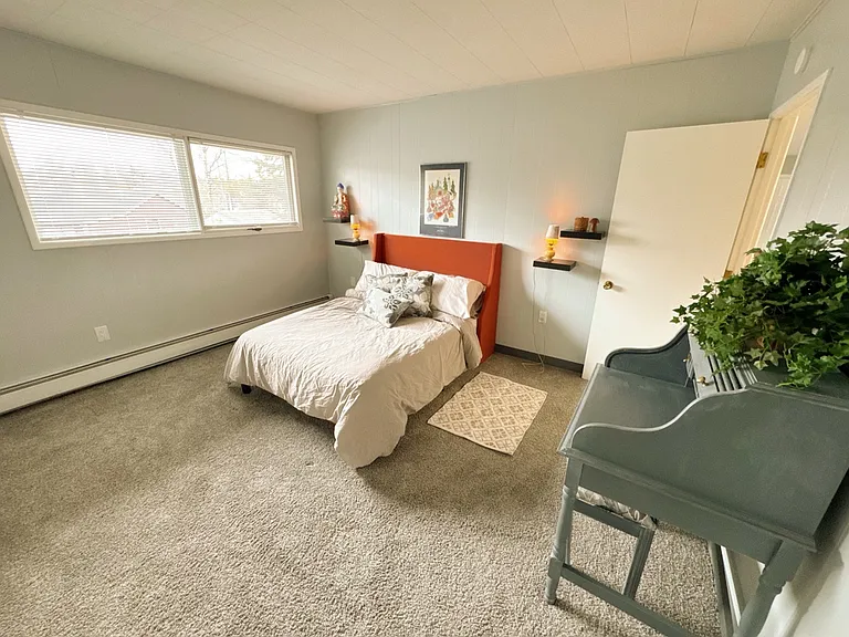 5925 Franklin Dr #1 — Photo 5
