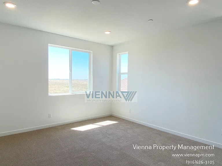 7361 Moon Dream Way — Photo 21