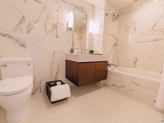 5th image of 13835 39th Ave APT 9F