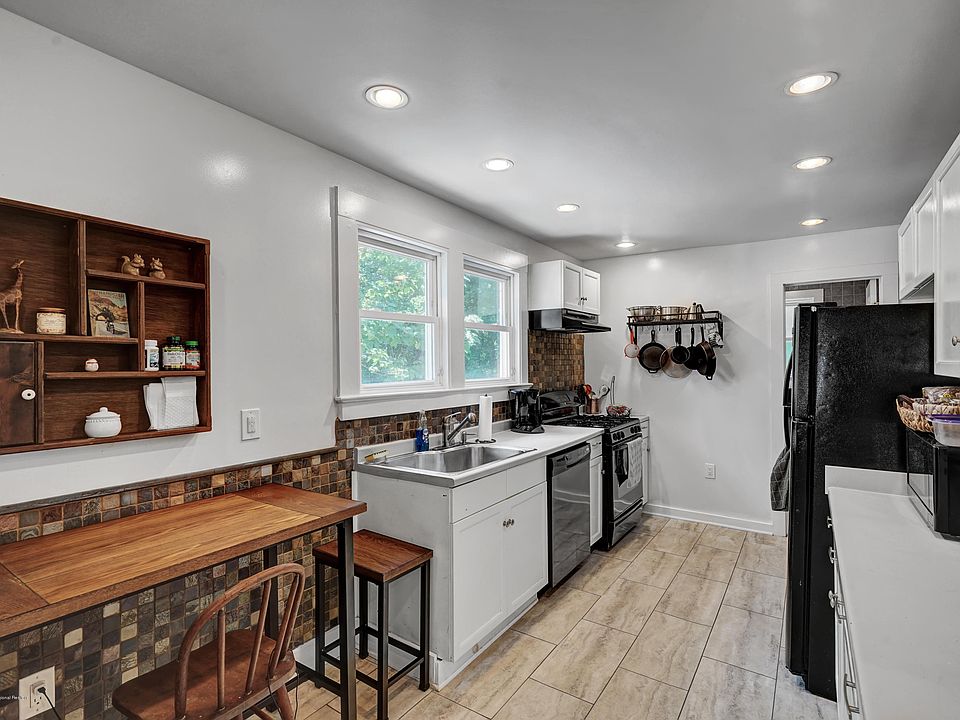 360 Beecroft Place, Oakhurst, NJ 07755 Zillow