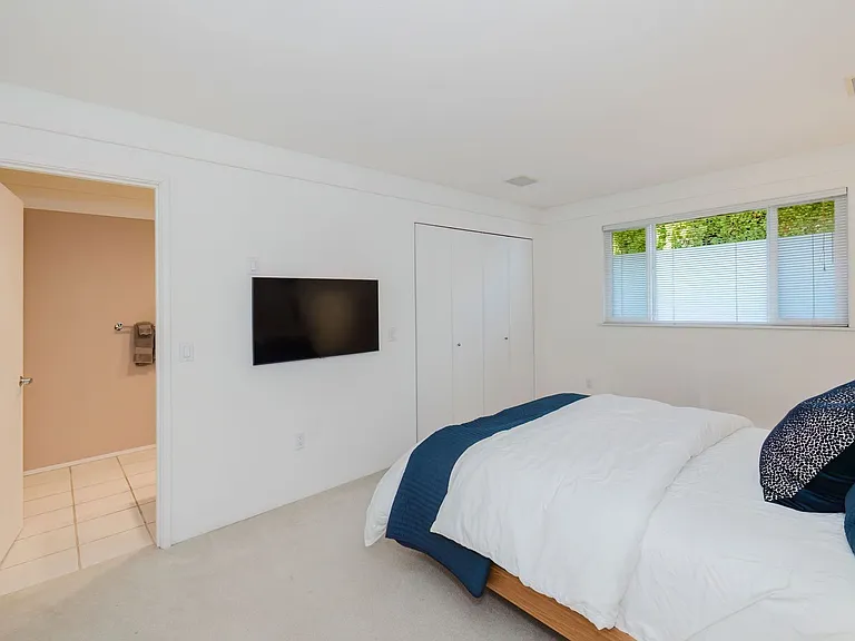 5834 Packard Ln NE — Photo 27