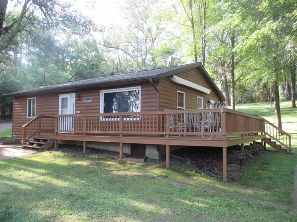 N4009 Oak Ridge Dr #7, Montello, WI 53949