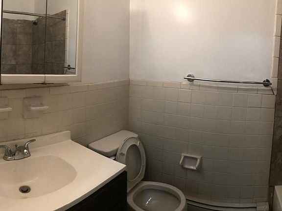 4th image of 9713 43rd Ave #2