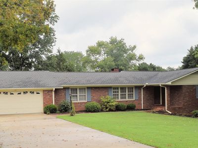 101 E Briarcliff Dr, Landrum, SC, 29356