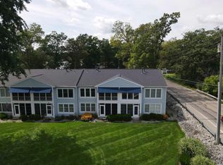 700 S Lakeside Dr APT 4, Syracuse, IN 46567