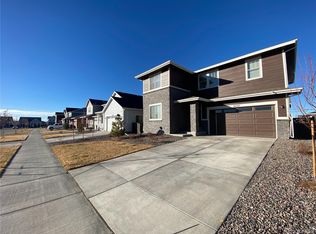 26797 E Maple Ave, Aurora, CO 80018