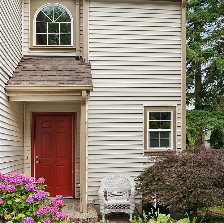 1st image of 10178 NE 135th Ln #37