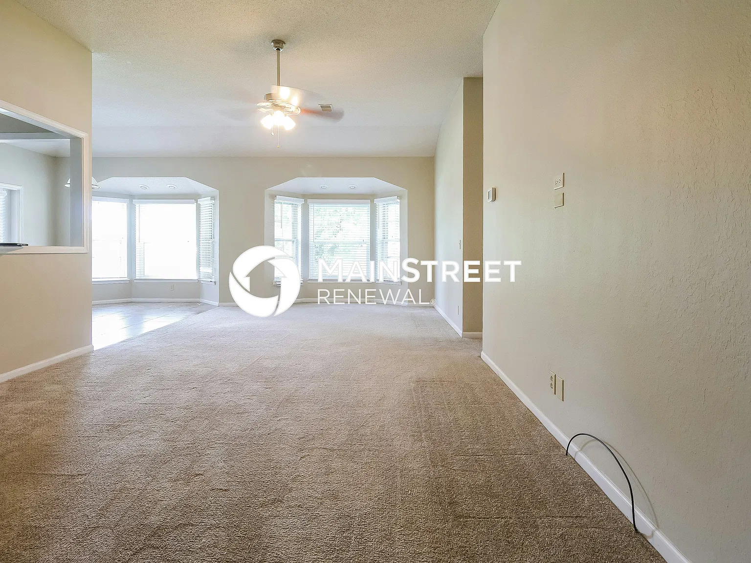 1307 Rose St — Photo 3