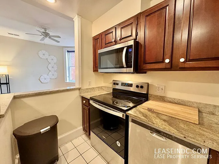 1730 New Hampshire Ave NW #19 — Photo 11