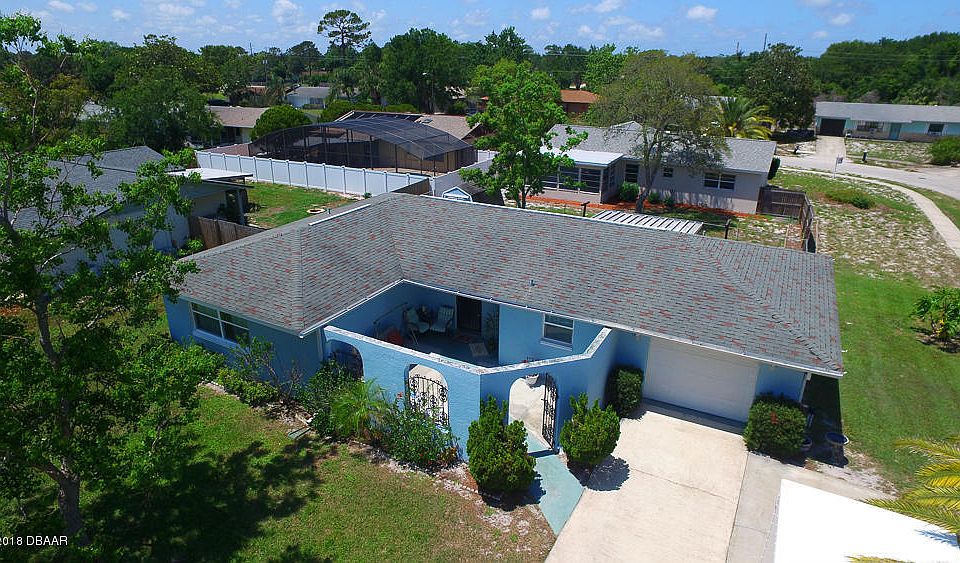 1st image of 1111 Blueberry Dr
