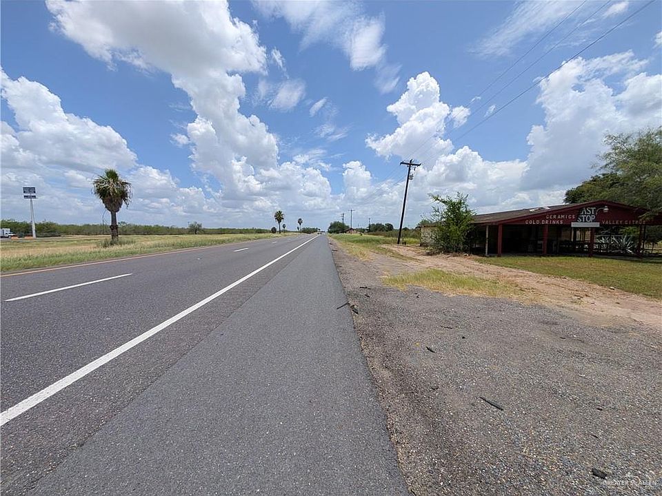 2nd image of 37616 N Expwy 281 Hwy