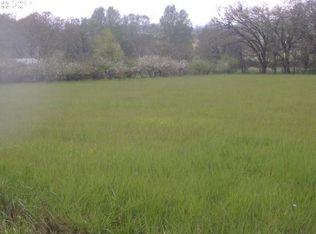 2218 Fisher Rd, Roseburg, OR 97471