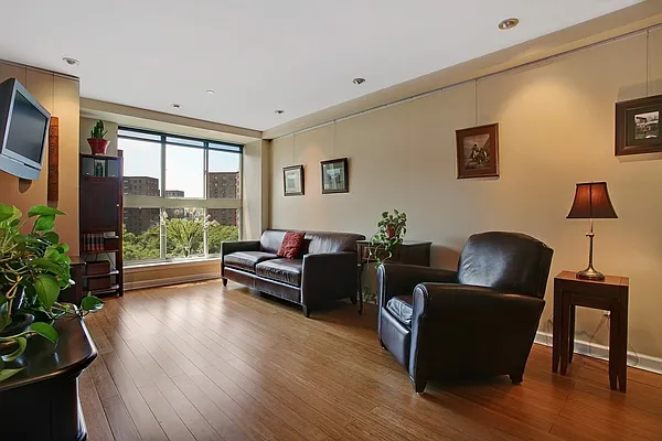 Sold by Corcoran | media 8