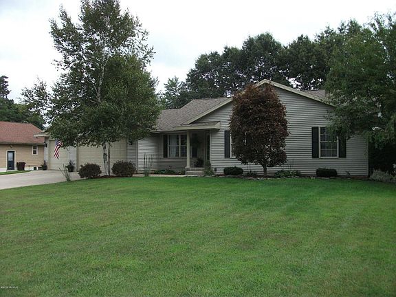 2nd image of 3550 Whispering Woods Dr