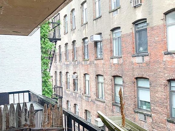 2nd image of 52 E 13th St #E6