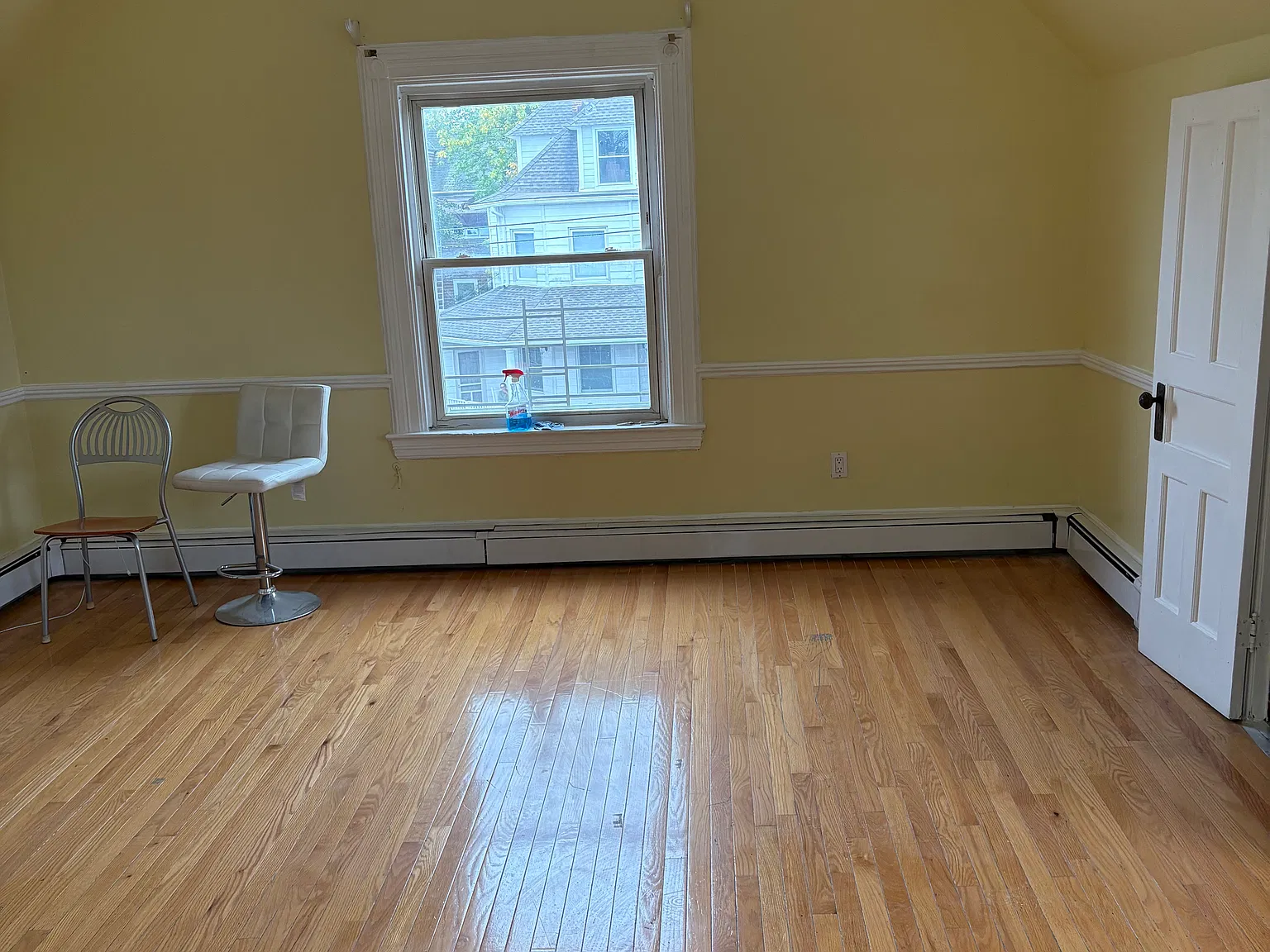 2 bed, $3,000 — Photo 3