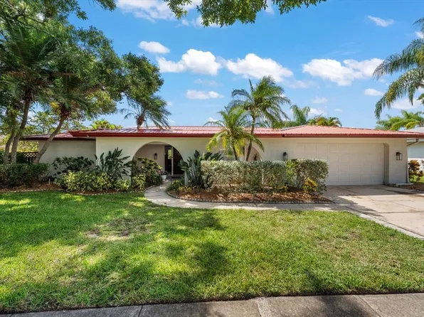 2126 Egret Dr, Clearwater, FL 33764