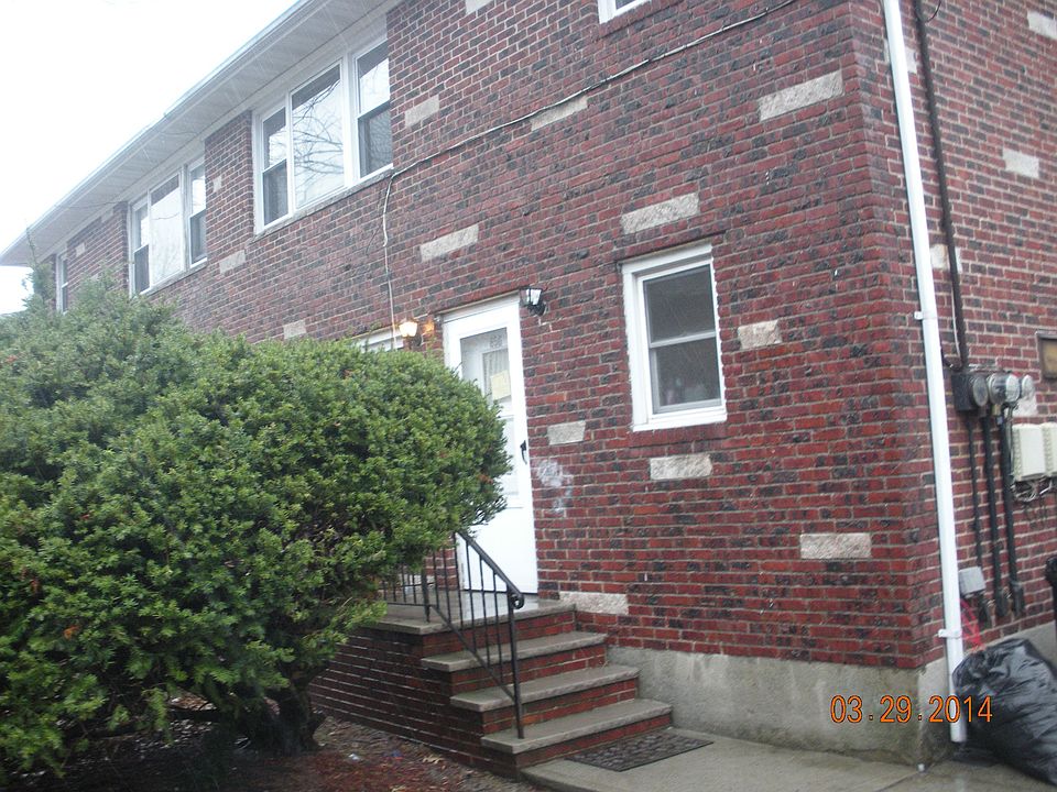 1st image of 650 Tysens Ln