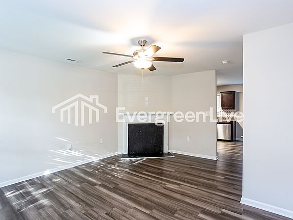 4th image of 3691 Hope Marian St