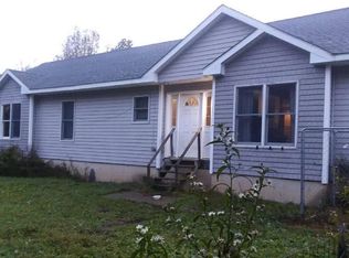 18 Foster Rd, Cropseyville, NY 12052