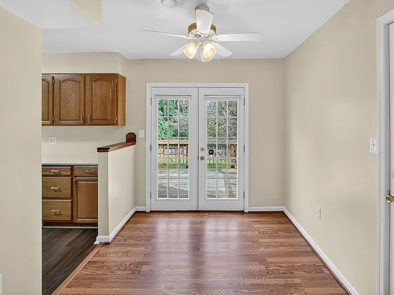 3046 Monroe St NE — Photo 11