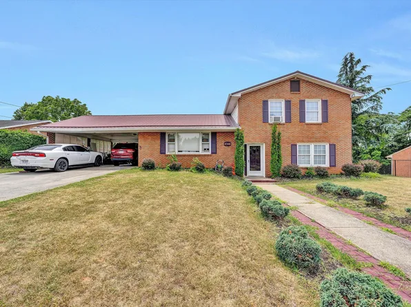 4348 Tellico Rd NW, Roanoke, VA 24017
