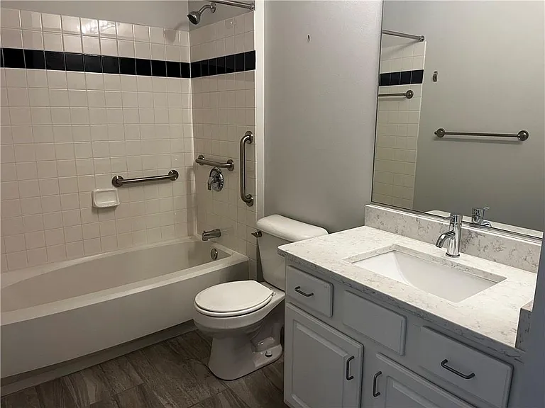 1000 Providence Pl #216 — Photo 10