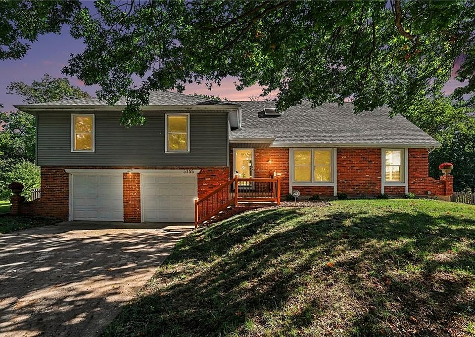1st image of 5755 Richards Cir