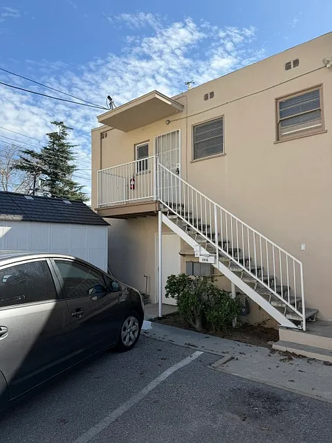 1 bed, 500 sqft, $1,700 — Photo 2