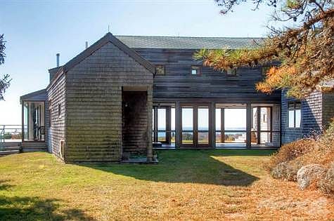 Red Wing Road - Exterior 1