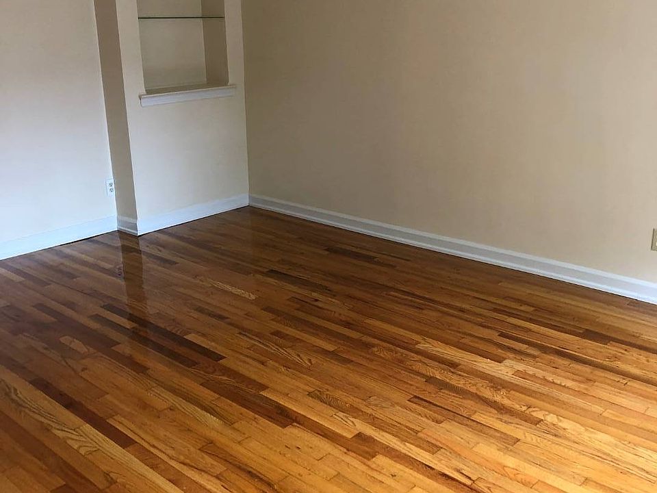 2nd image of 5929 72nd St Floor 2
