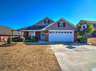 15826 Mary Shell Dr, Harvest, AL 35749