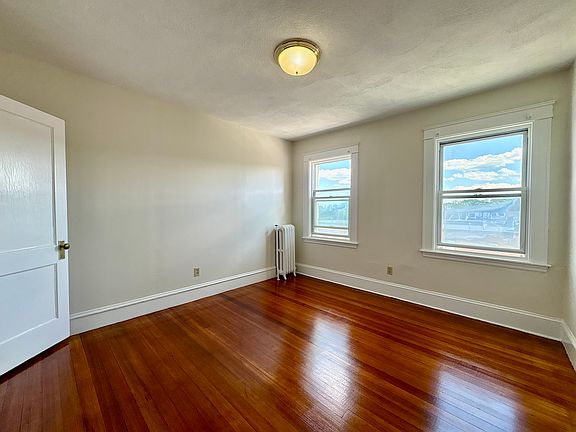 5th image of 1504 Commonwealth Ave APT 7