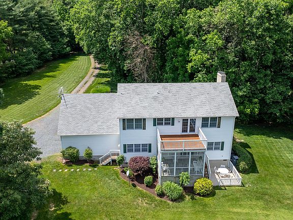 5th image of 9199 High Banks Dr