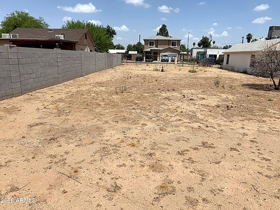 5th image of 2123 W Elm Street #-