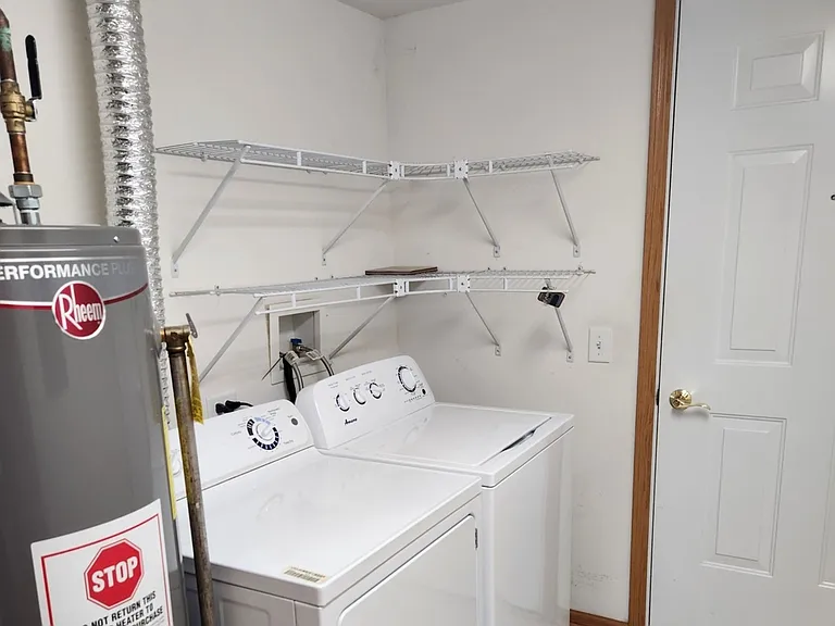 16611 Liberty Cir #1N — Photo 6