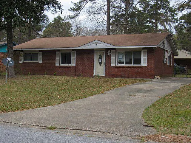4791 Wellborn Dr photo 1