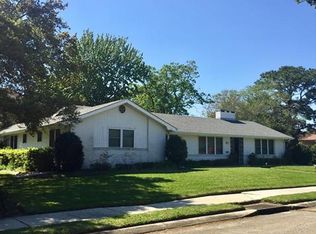 6242 Caldwell Dr, New Orleans, LA 70122