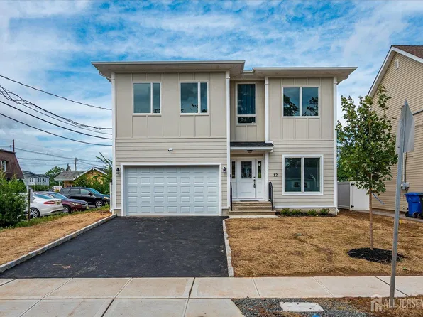 12 Hyde Ave, Iselin, NJ 08830