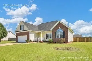 190 Granger Rd — Photo 1