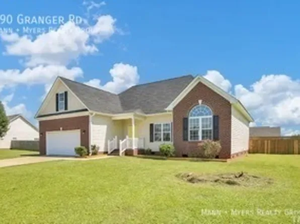 190 Granger Rd, Raeford, NC 28376