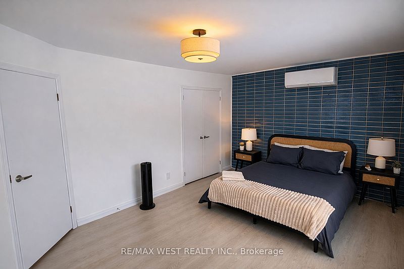 Wasaga Beach House for rent - 4 Bedrooms — photo 19