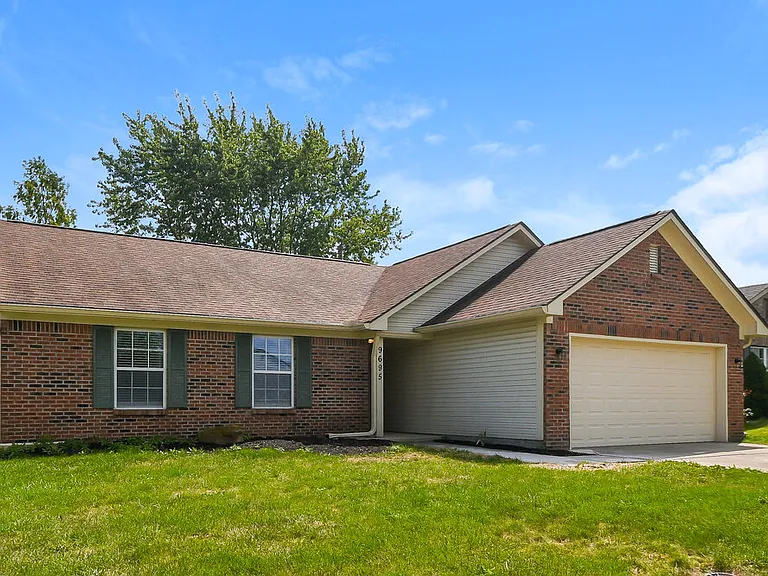 9695 Claymore Dr — Photo 1